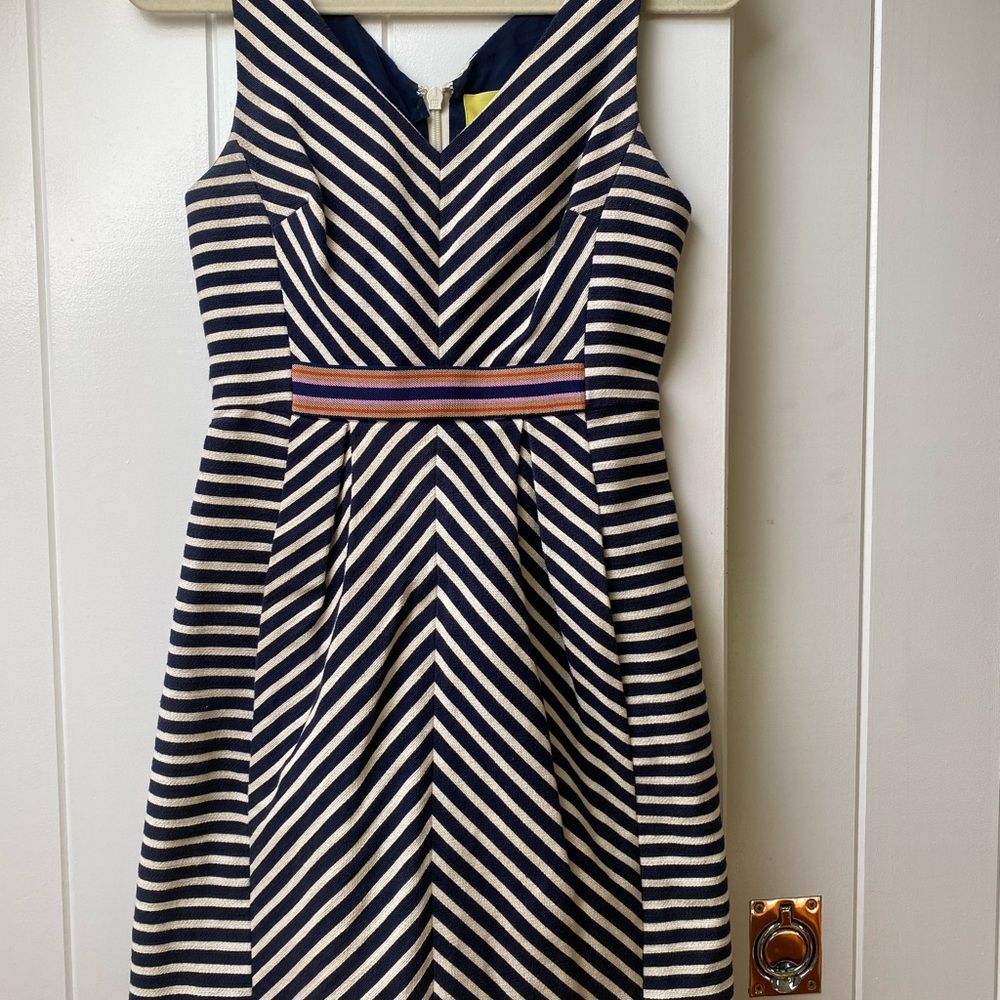 ANTHROPLOGIE Maeve Navy and White Striped Dress in EUC